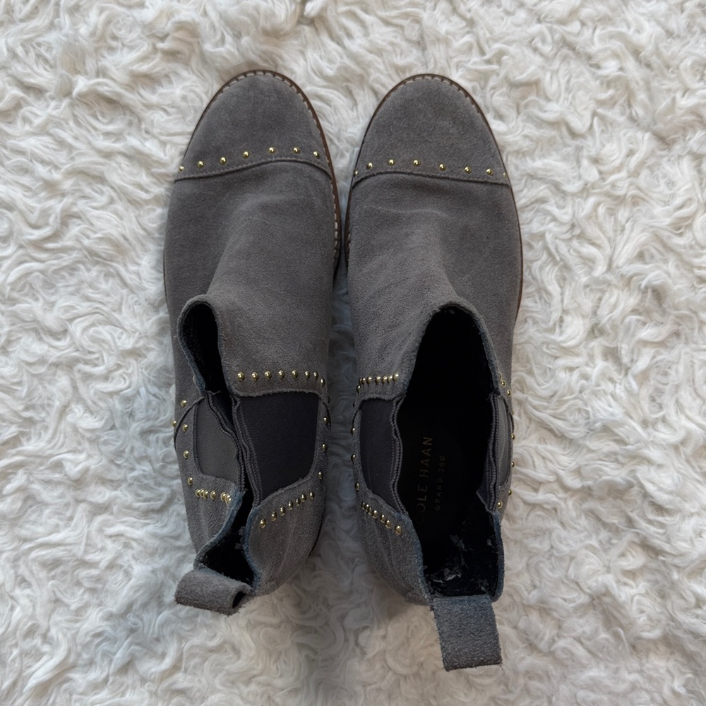 Cole Haan Women's Mara Grand Chelsea Gray Studded Ankle Boots size 7.5 - Picture 3 of 7